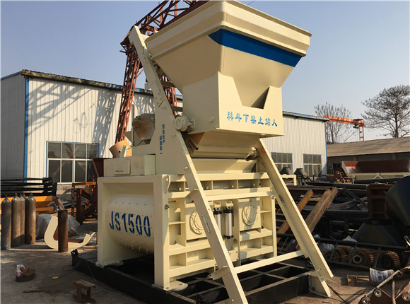 怎么驗(yàn)收裝好的混凝土攪拌機(jī)？